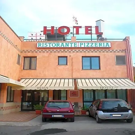 Rosa Hotel 3*